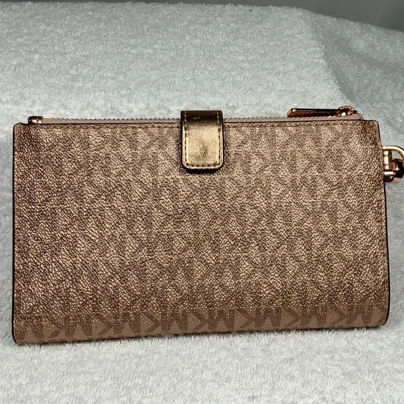 Michael Kors Jet Set Travel Large Double Zip Wristlet - Picture 2 of 16